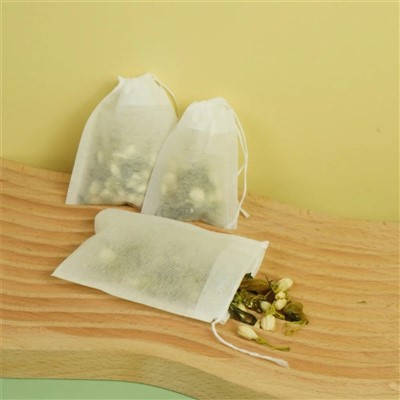 Пустые чайные пакетики на шнурке